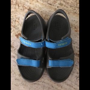 Crocs swiftwater  toddler boys sandals grey S C11